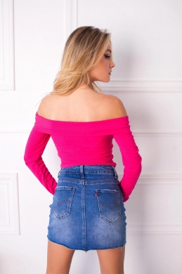 Off-the-shoulder rip blouse